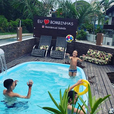 Residencial Salmao Lejlighedshotel Bombinhas Eksteriør billede