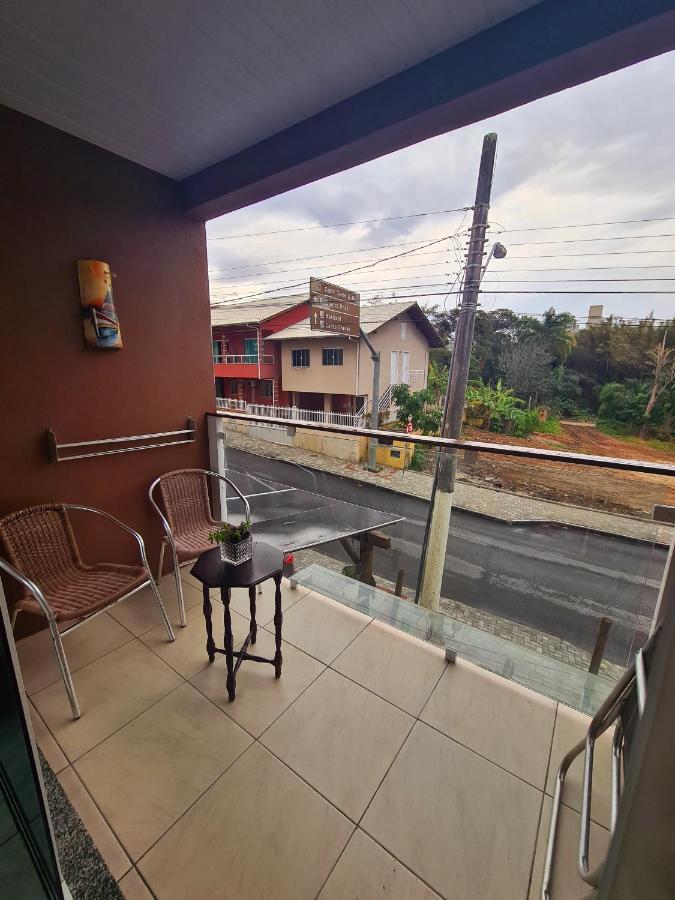 Residencial Salmao Lejlighedshotel Bombinhas Eksteriør billede