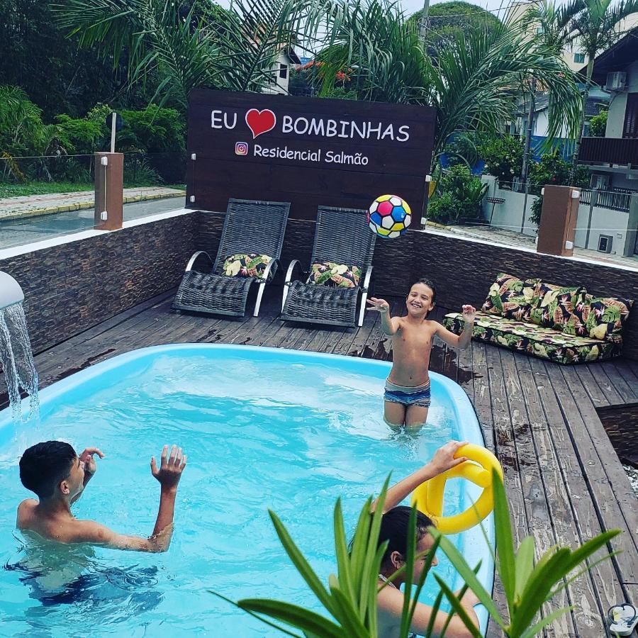 Residencial Salmao Lejlighedshotel Bombinhas Eksteriør billede